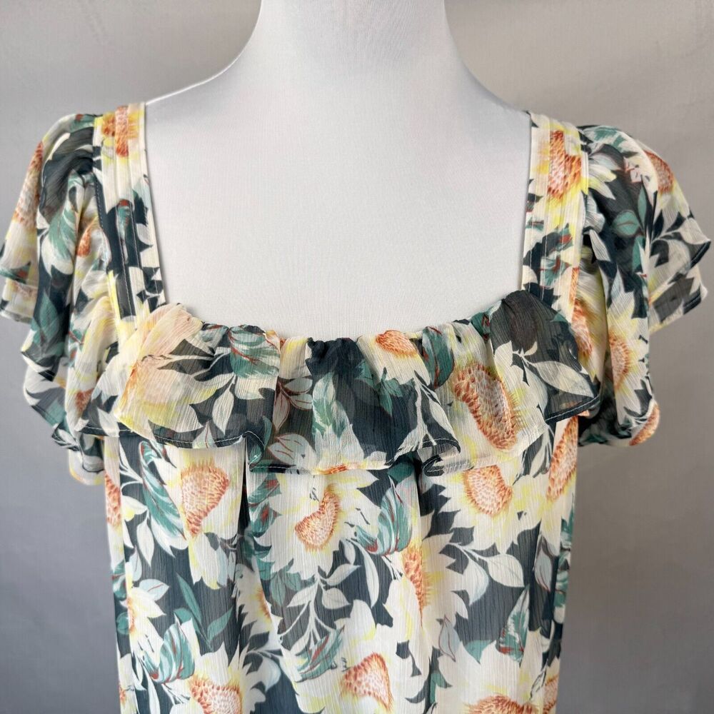 LC Lauren Conrad Women Sz S Sheer Square Ruffle Neck Pleated Sunflower Print - Picture 2 of 7